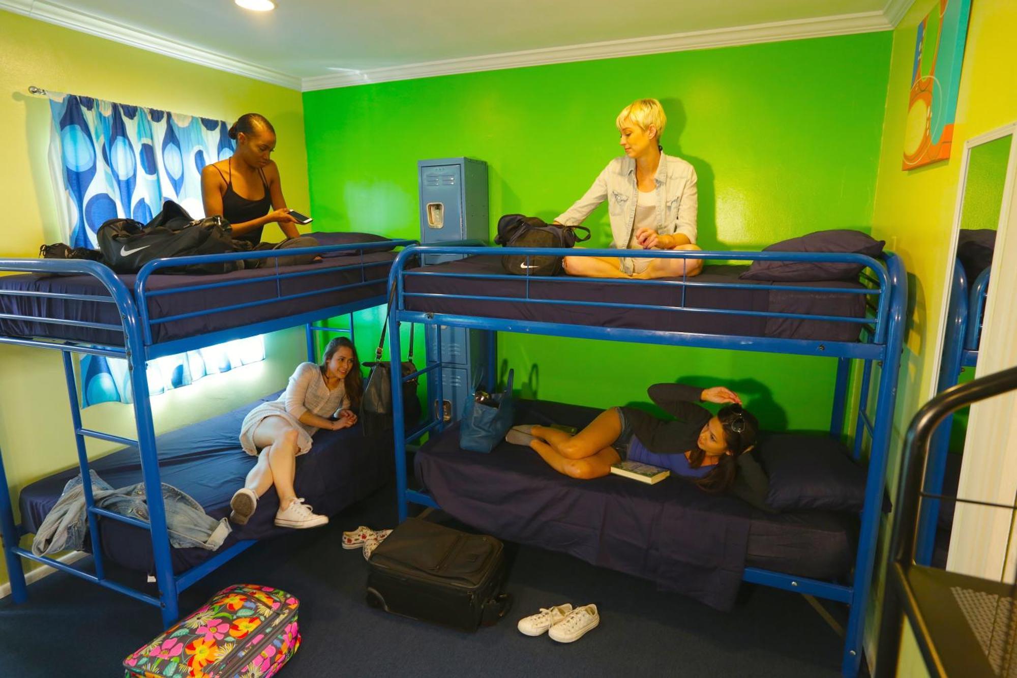 Banana Bungalow Hollywood Hotel & Hostel 洛杉矶 外观 照片